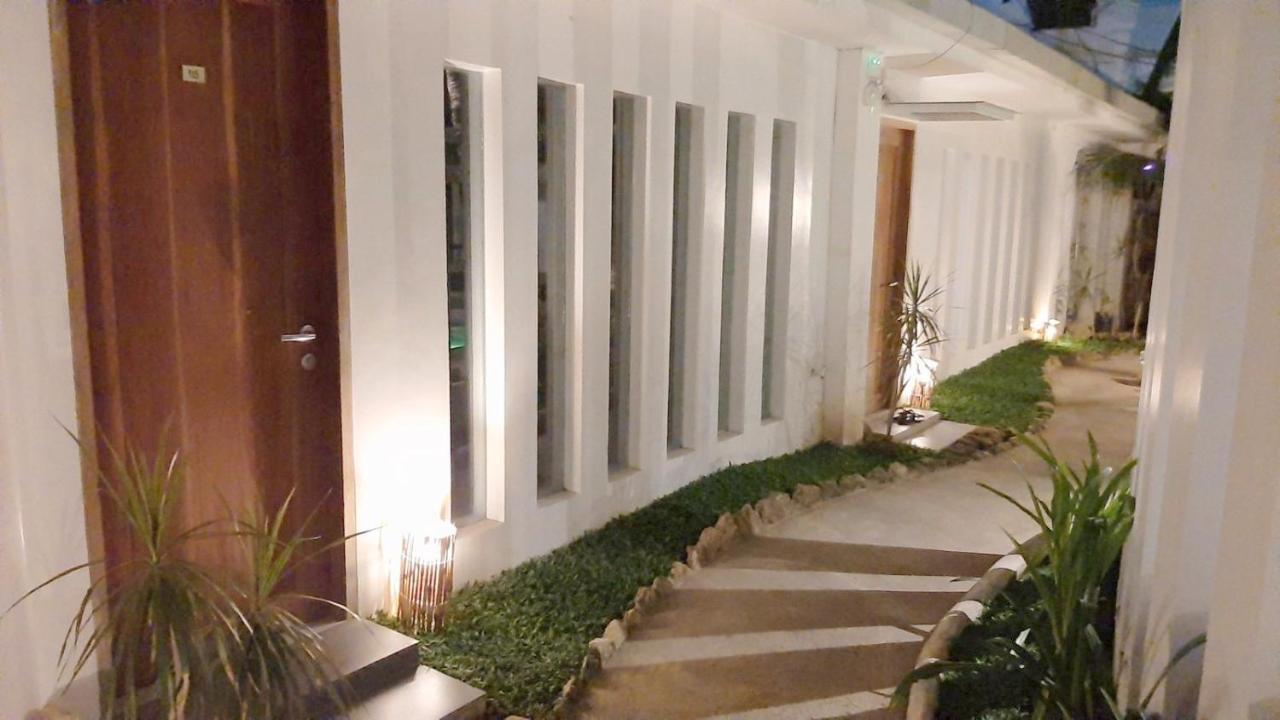 Urban Sands Hotel Iloilo Exterior foto