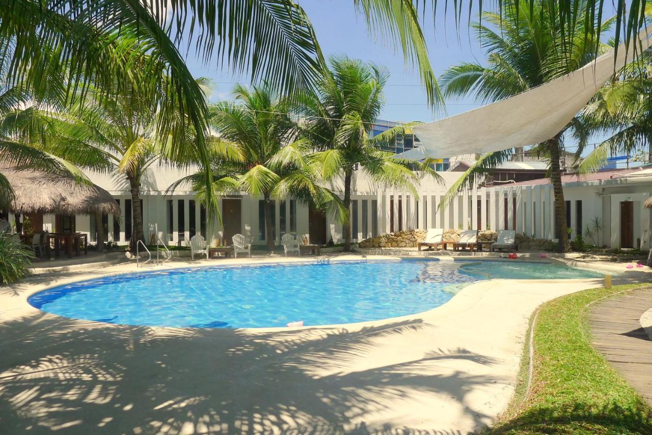 Urban Sands Hotel Iloilo Exterior foto