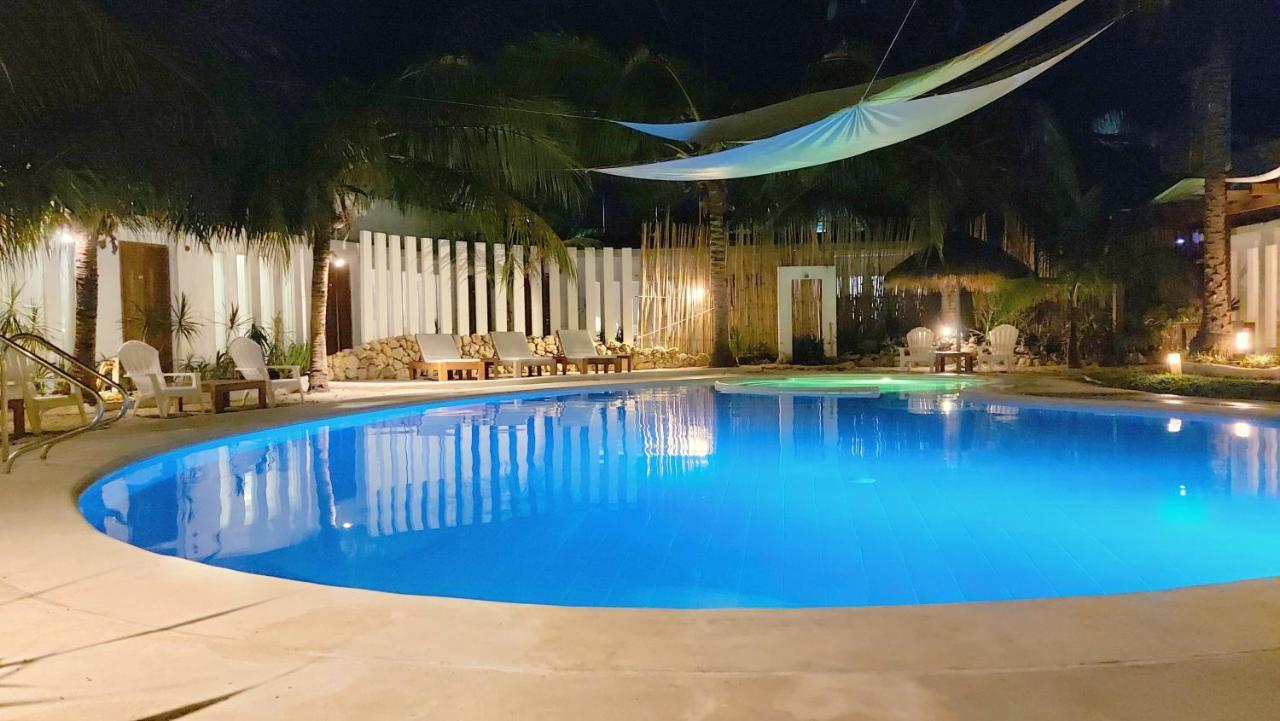 Urban Sands Hotel Iloilo Exterior foto