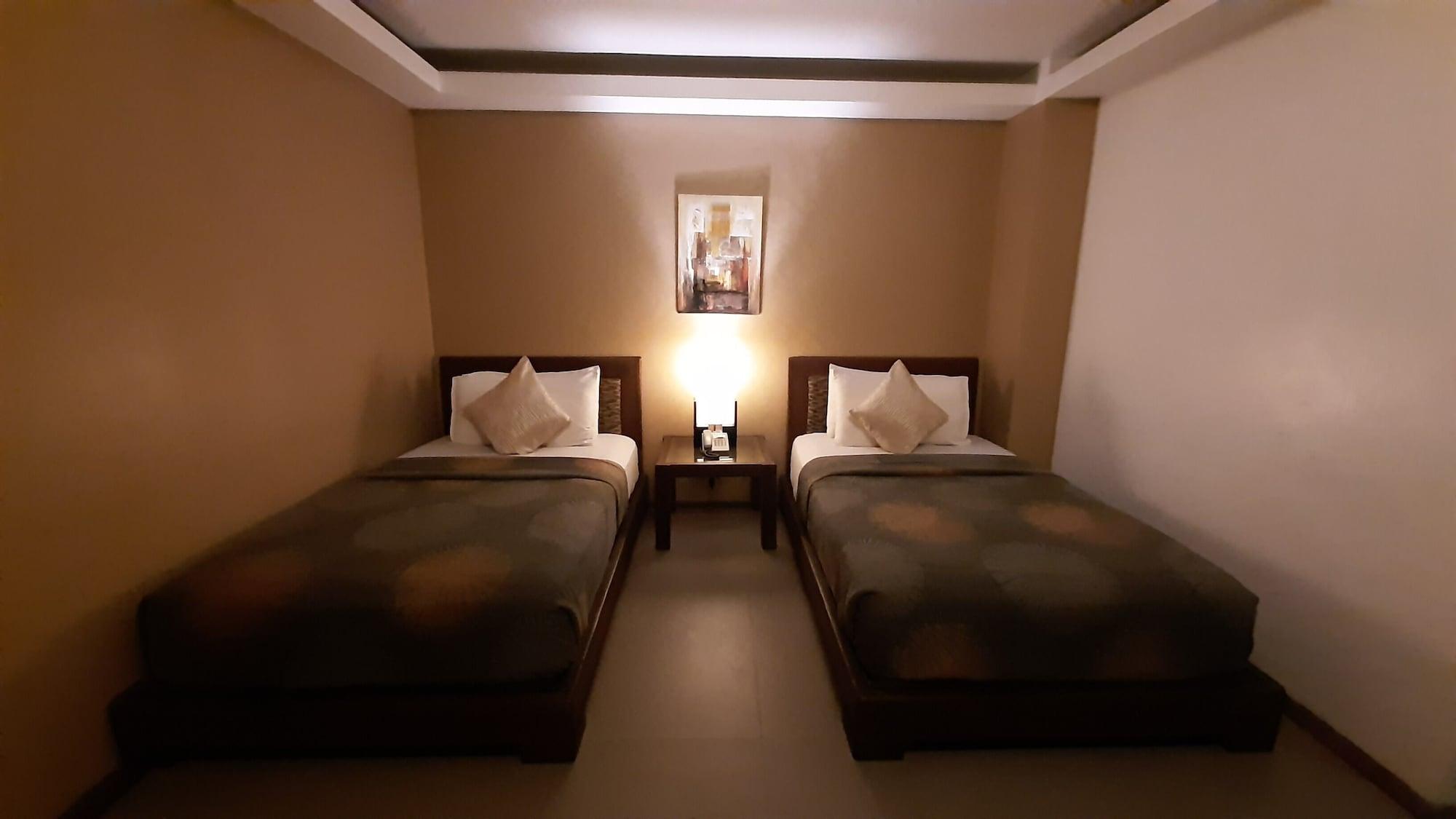 Urban Sands Hotel Iloilo Exterior foto